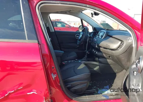 2016 Fiat 500X Trekking из США, поврежденный, VIN ZFBCFXCT0GP334522